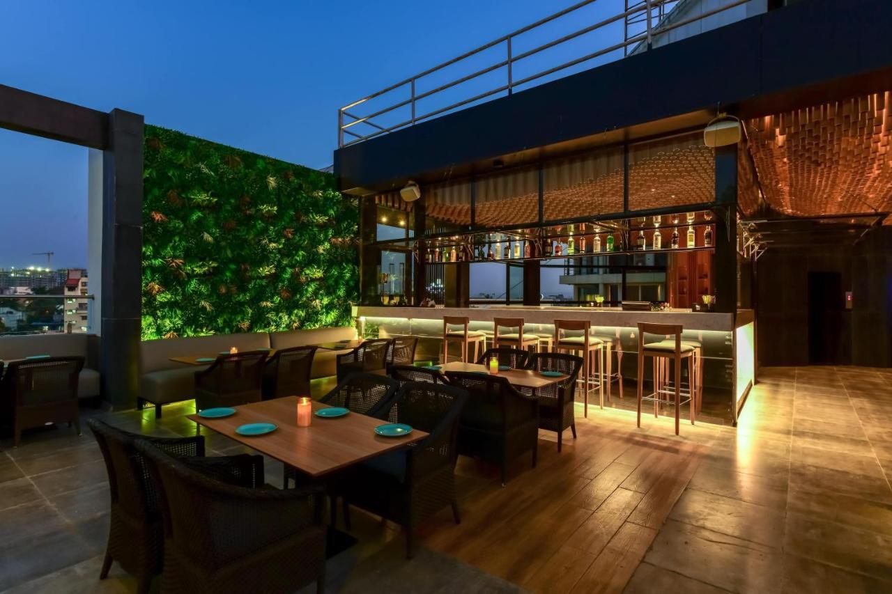 Citrus Hotel Kolhapur Exterior photo